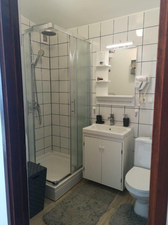 Apartman Studio Kod Ujevica Baska Voda Exterior photo